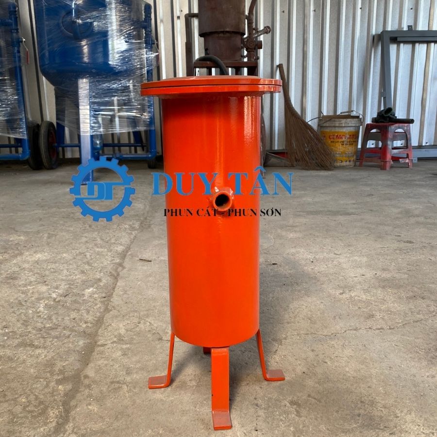 Công dụng của bình lọc khí thở phun cát 1 Công dụng của bình lọc khí thở phun cát Duy Tân